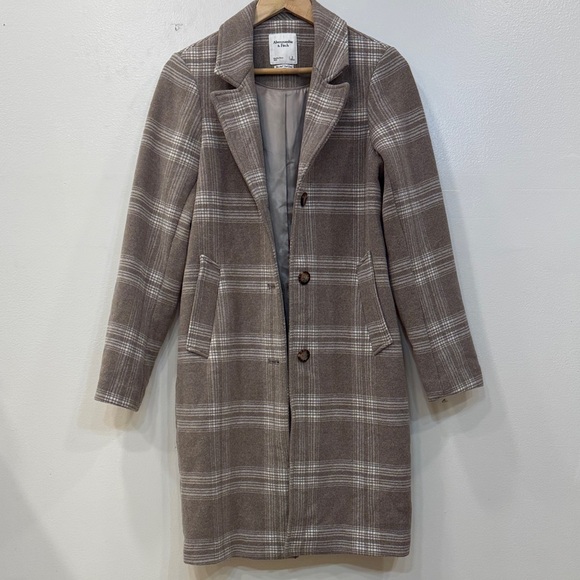 Abercrombie & Fitch Other - Abercrombie & Fitch Taupe Checkered Trench Coat